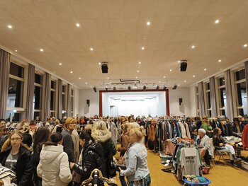 Frauenflohmarkt1