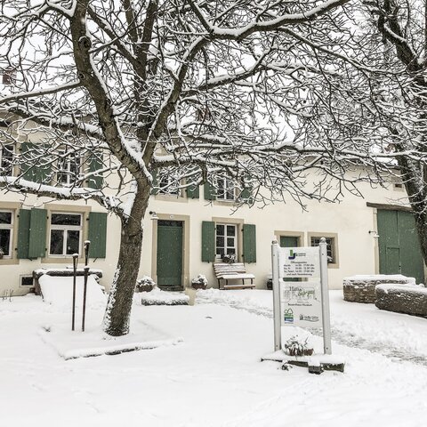 Haus-Saargau-Schnee-Winter
