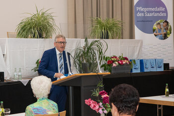 Pflegemedaille_2021_Landrat
