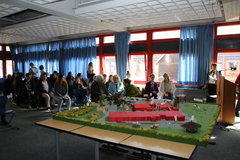 Schulhofpraesentation_Fliesen_1